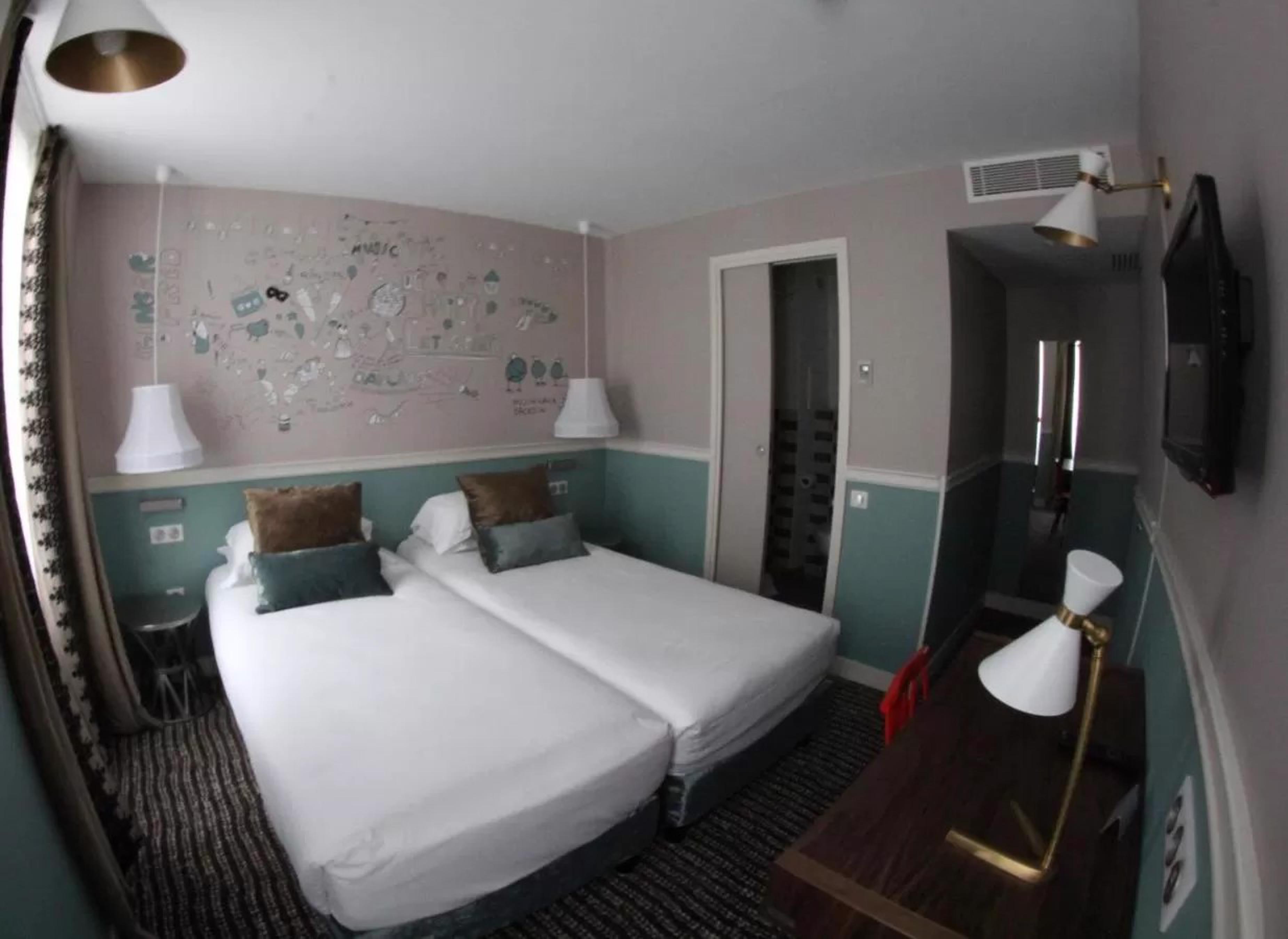 Hotel Des 3 Poussins Παρίσι Εξωτερικό φωτογραφία